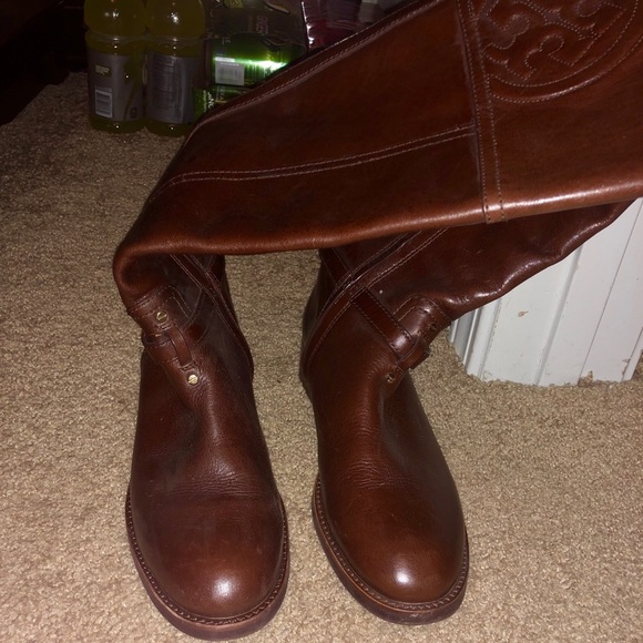 Boots - Picture 2 of 5